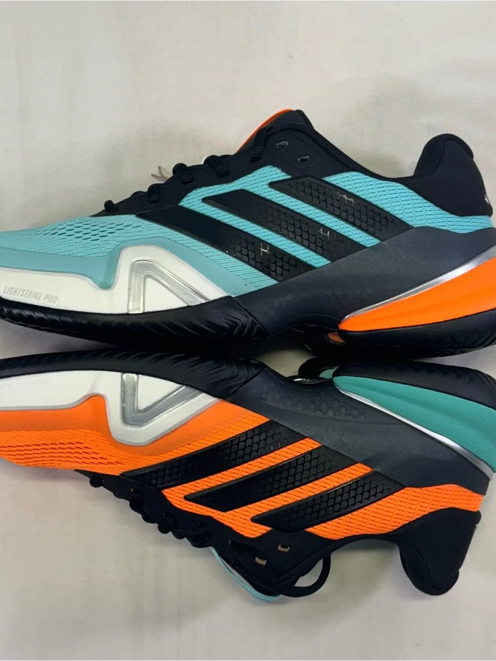 adidas lightweight trainers